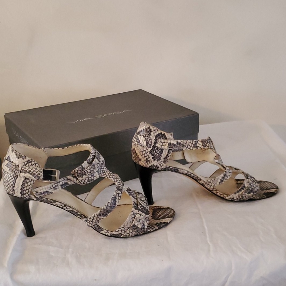 Via Spiga Black Snake Leather Heels - Picture 4 of 6